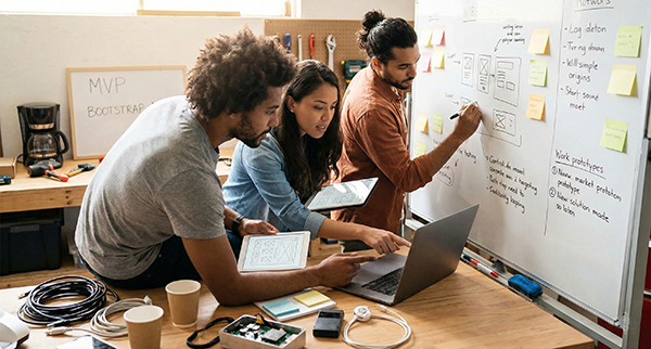 MVP & Bootstrapping for Startups to Build Fast and Learn Faster